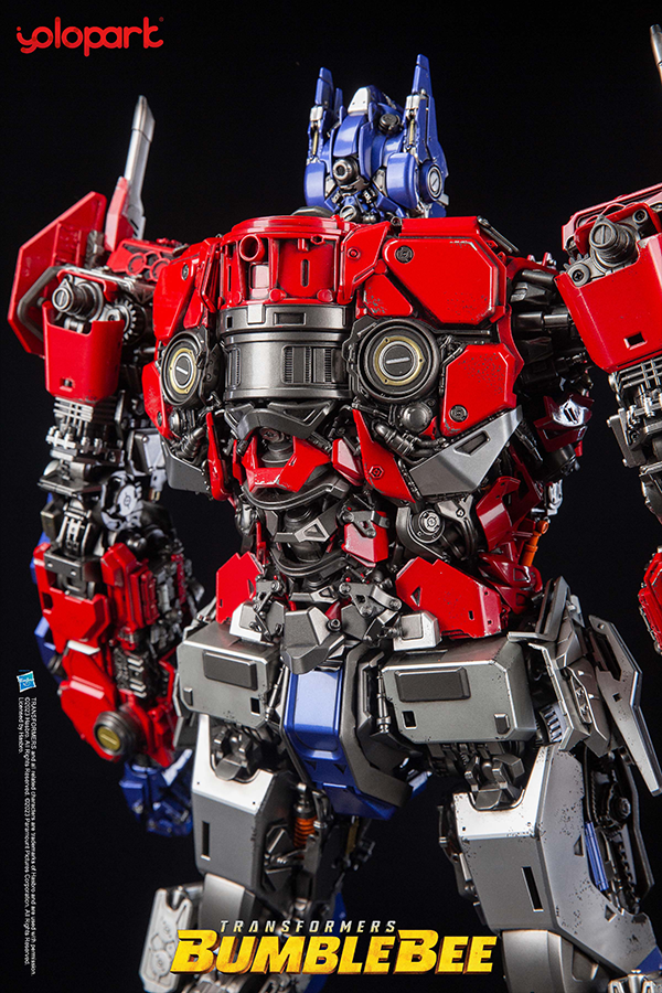 Optimus Prime 24″ Statue – [Standard Version]